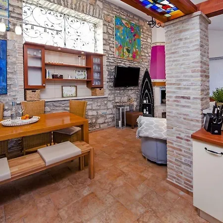 Art House Rovinj-holiday, Fuer Mehr Information Finden Sie Uns Im Internet