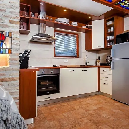 Casa de Férias Art House Rovinj-holiday, Fuer Mehr Information Finden Sie Uns Im Internet Rovinjsko Selo